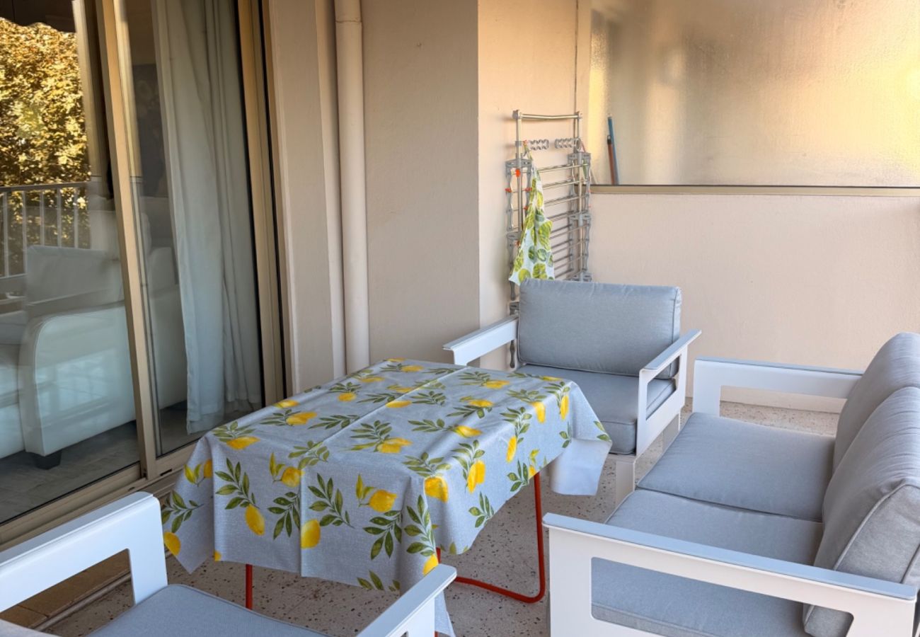 Appartement à Cannes - BELLE PLAGE 3, vue  mer