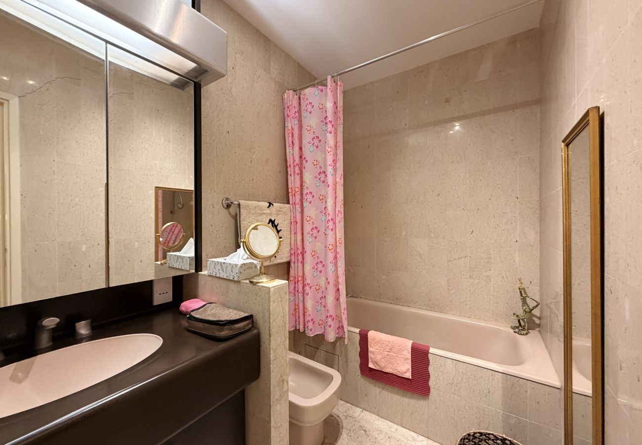 Studio à Cannes - Gray d'albion studio D vue mer de côté