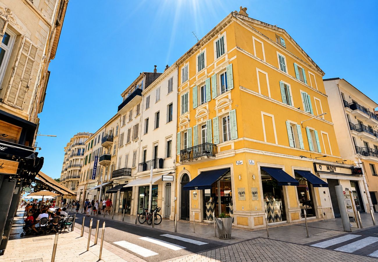 Appartement à Cannes - MIMOSAS 2 3 pièces climatisé à deux pas de la Croi