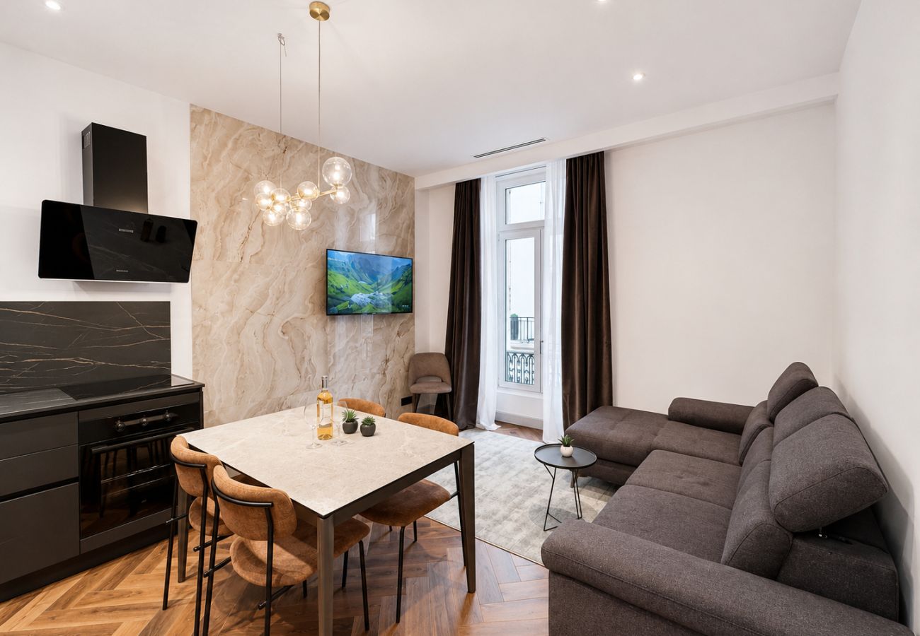 Appartement à Cannes - OYA urban chic 3 pièces centre Cannes à deux pas d
