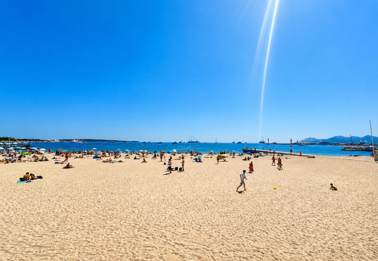 Appartement à Cannes - OYA urban chic 3 pièces centre Cannes à deux pas d