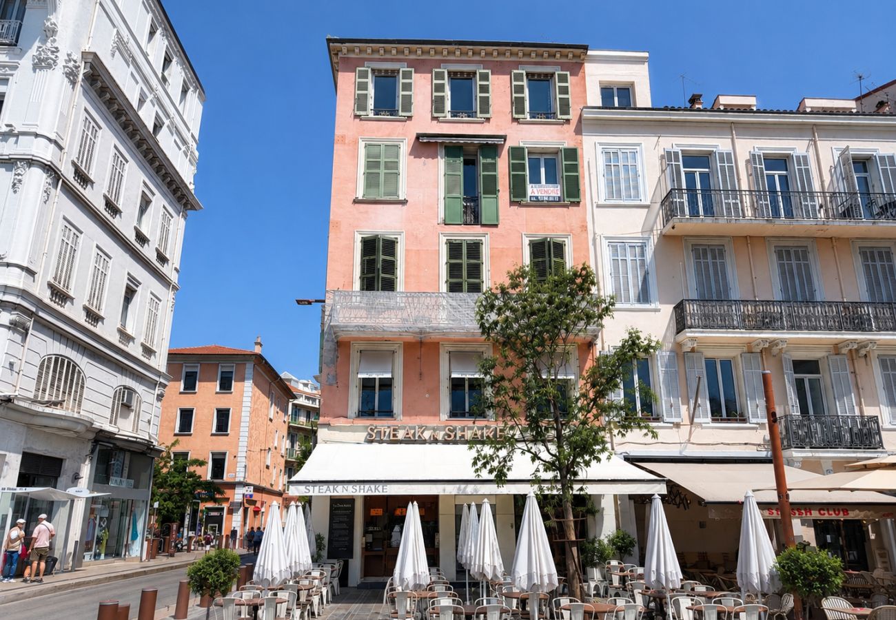 Appartement à Cannes - La vigie / centre-ville vue mer face palais