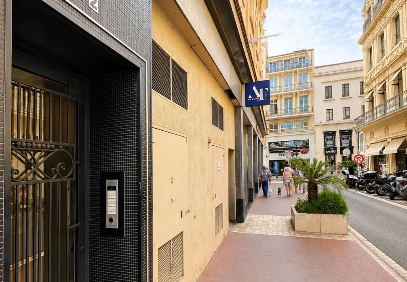 Appartement à Cannes - REFAMETTRE